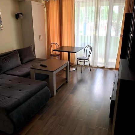 Arlequin Apartments Mamaia Exteriér fotografie