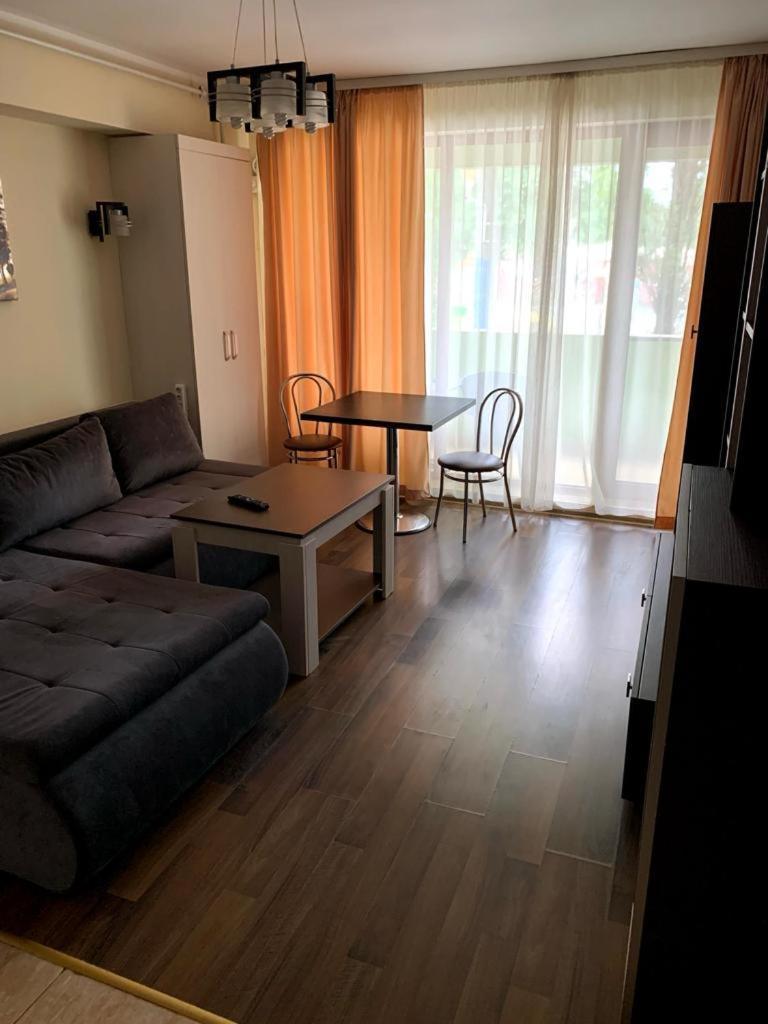 Arlequin Apartments Mamaia Exteriér fotografie
