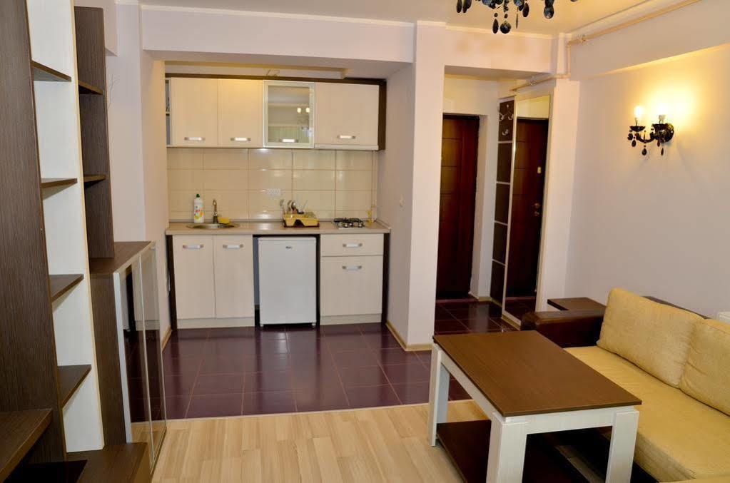 Arlequin Apartments Mamaia Exteriér fotografie
