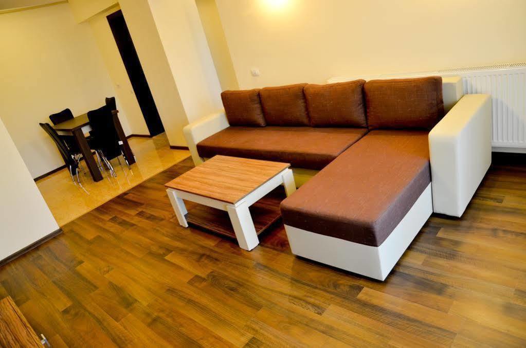 Arlequin Apartments Mamaia Exteriér fotografie
