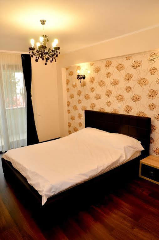 Arlequin Apartments Mamaia Exteriér fotografie