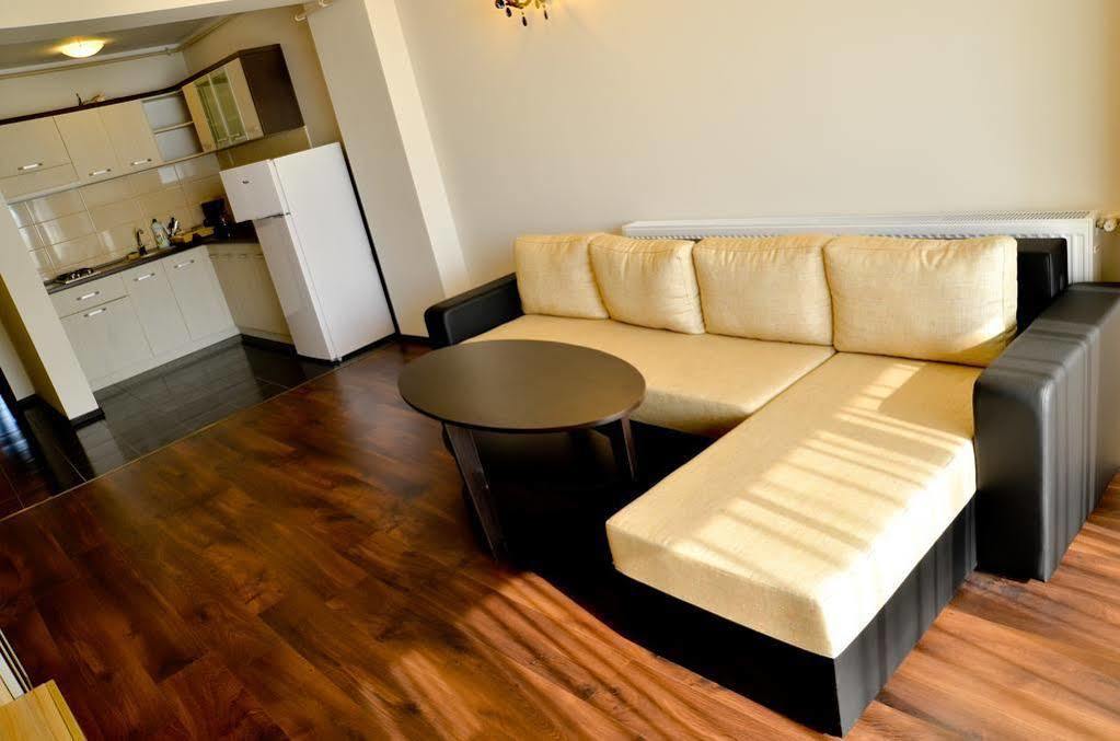 Arlequin Apartments Mamaia Exteriér fotografie